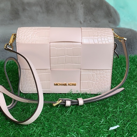 MICHAEL KORS MERCER SM CLUTCH XBODY POWDER BLUSH - Picture 2 of 15